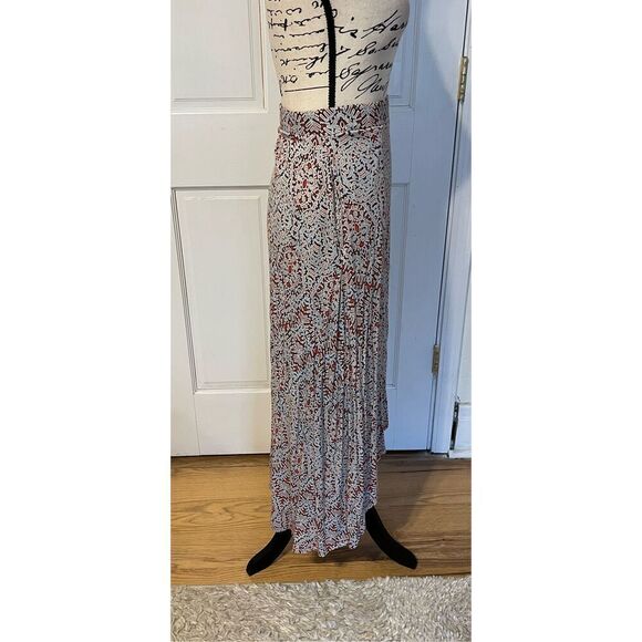 The Limited Women’s 8 High-Low Multi Print Lightweight Maxi Skirt Red/Blue - Picture 4 of 9